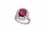 Anello a margherita con diamanti e pietra - Asta Preziosi Anello a margherita con diamanti e pietra - Asta Preziosi