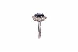 Anello con diamanti e zaffiro - Asta Preziosi Anello con diamanti e zaffiro - Asta Preziosi