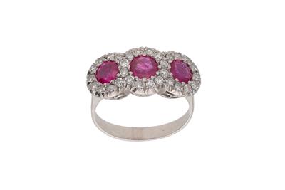 Anello con diamanti e pietre - Asta Preziosi Anello con diamanti e pietre - Asta Preziosi