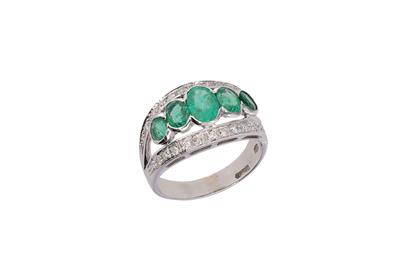 Anello con diamanti e smeraldi - Asta Preziosi Anello con diamanti e smeraldi - Asta Preziosi
