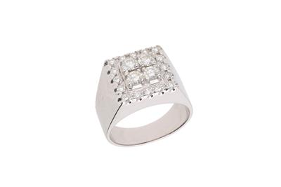 Anello chevalier con diamanti - Asta Preziosi