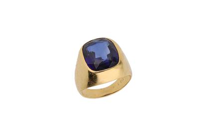 Anello con pietra - Asta Preziosi