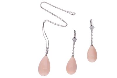 Parure composta da collier e paio di orecchini con diamanti e corallo - Asta Preziosi