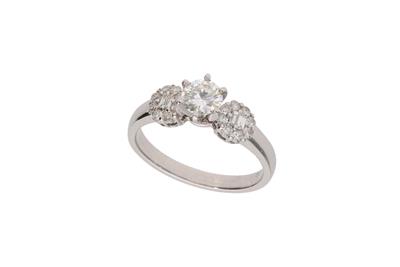 Anello con diamanti - Asta Preziosi Anello con diamanti - Asta Preziosi