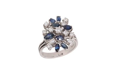 Anello fantasia con diamanti e zaffiri - Asta Preziosi Anello fantasia con diamanti e zaffiri - Asta Preziosi