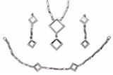 Parure con pietre incolore - Asta Preziosi Parure con pietre incolore - Asta Preziosi