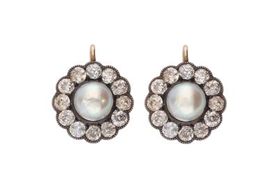 Coppia di orecchini a margherita con diamanti - Gioielli Vintage