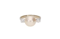 Anello con perla coltivata e diamanti - Vintage mania Anello con perla coltivata e diamanti - Vintage mania