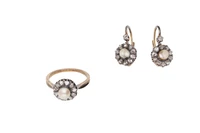 Orecchini e anello con perle e diamanti - Asta Speciale Tesori d'autunno