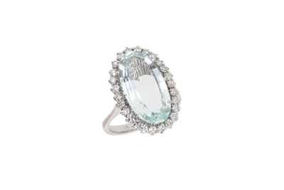 Anello con acquamarina e diamanti - Asta Speciale Tesori d'autunno