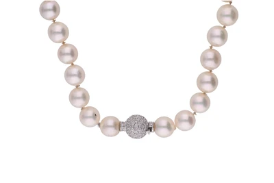 Collana di perle coltivate e diamanti - Asta Speciale Tesori d'autunno