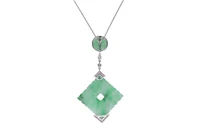 Collana con ciondolo in pietra verde e diamanti - Asta Speciale Natale