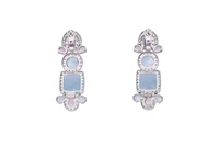 Coppia di orecchini con topazi azzurri, zaffiri, smeraldi, acquemarine milk, pietre e diamanti - Asta Speciale Natale