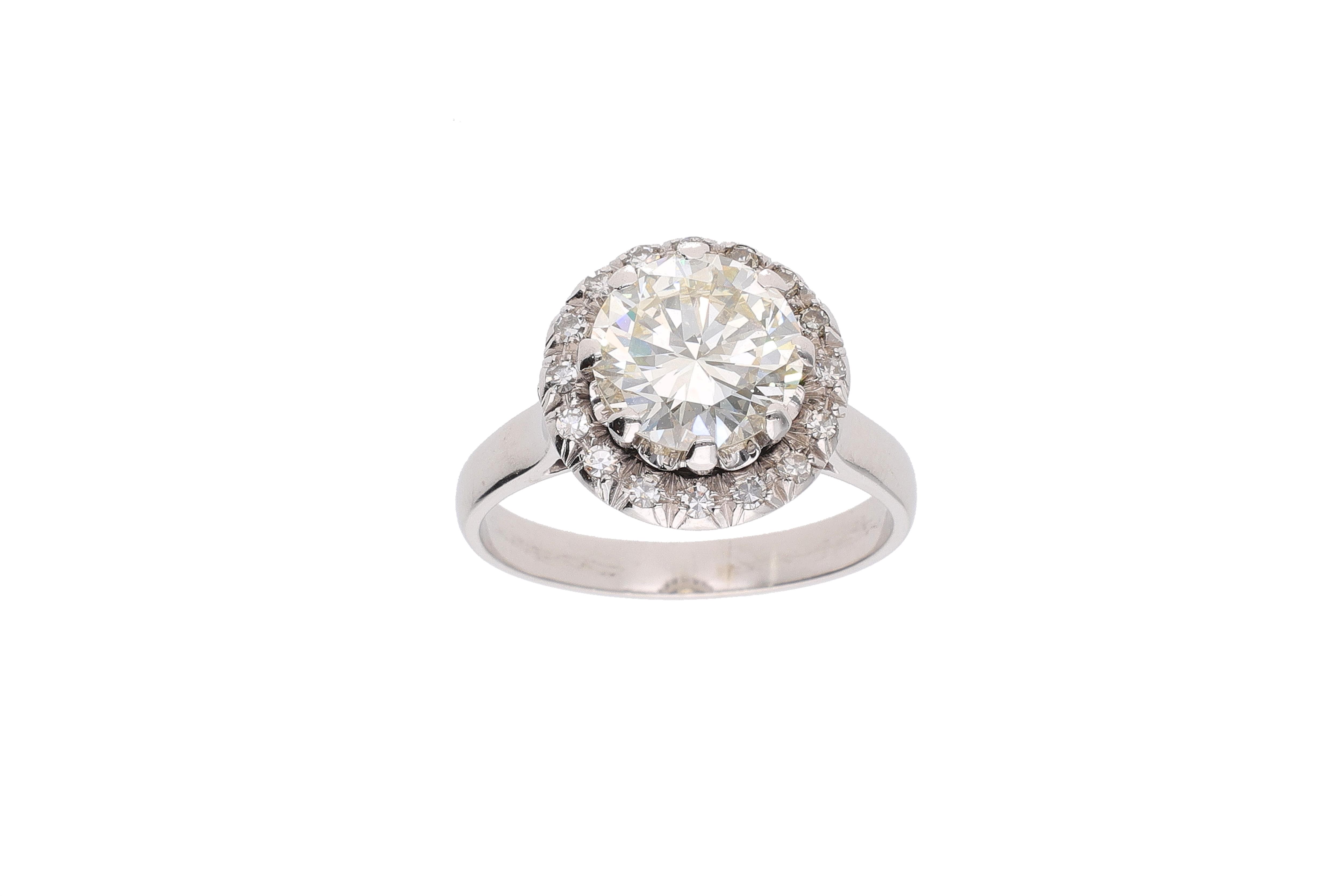 Anello con diamanti - Asta Speciale Natale