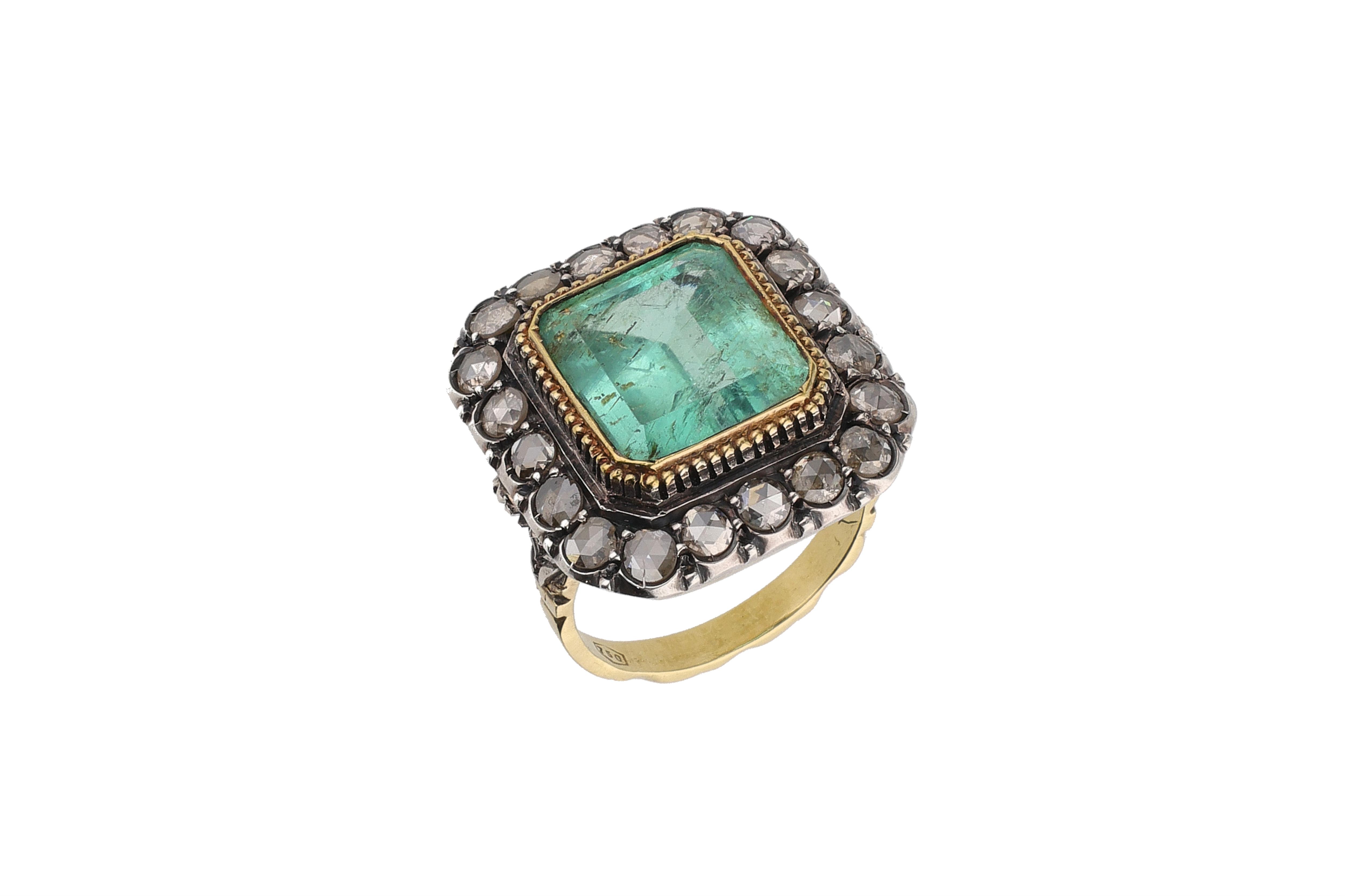 Anello con smeraldo e diamanti - Asta Speciale Natale