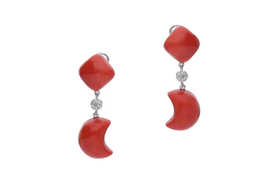 Orecchini con corallo e diamanti - Asta Speciale San Valentino