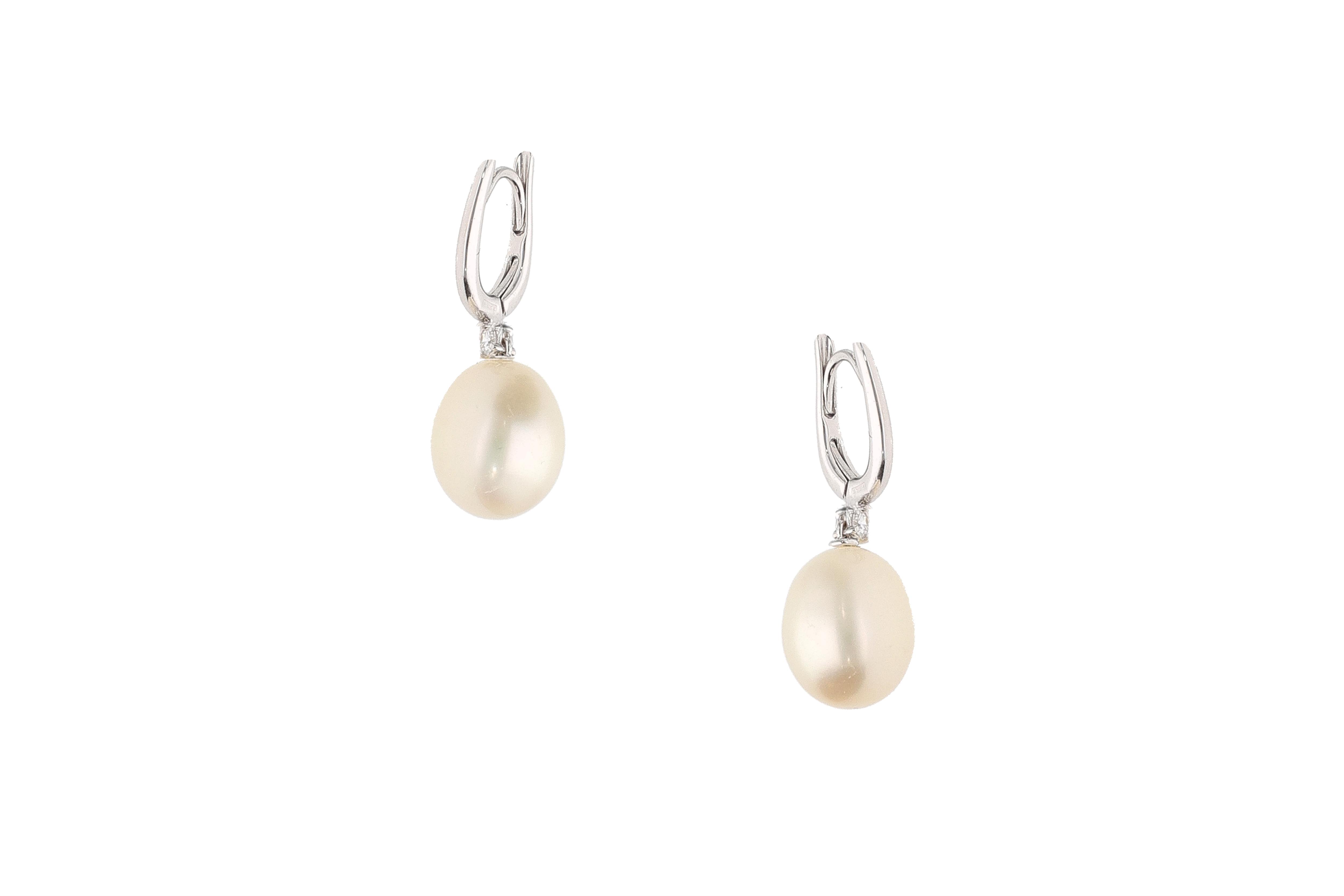 Orecchini con perle d'acqua dolce e diamanti - Asta Speciale San Valentino