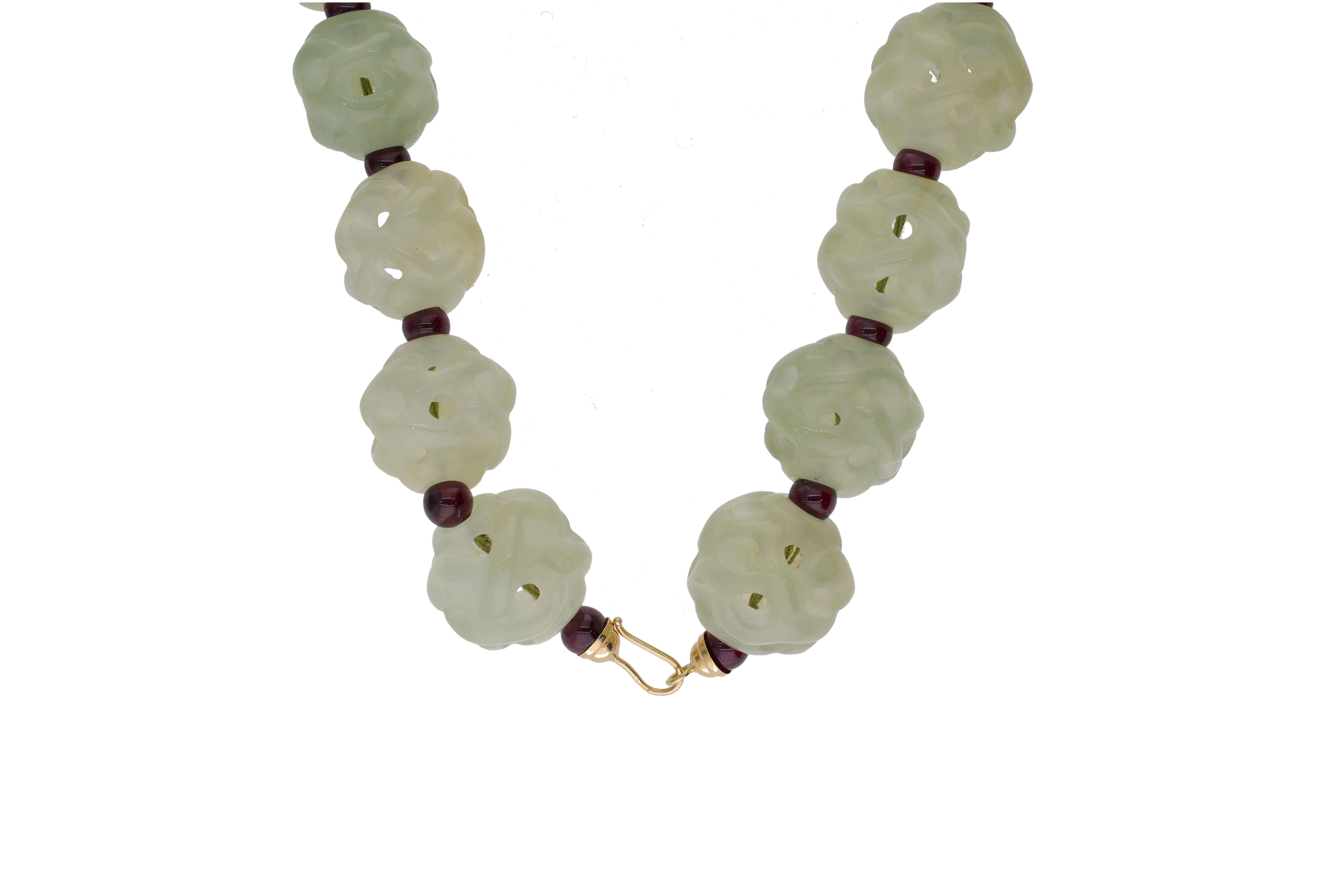 Collana con pietre naturali e granati - Asta Tesori di Pasqua - Gioielli da riscoprire Collana con pietre naturali e granati - Asta Tesori di Pasqua - Gioielli da riscoprire