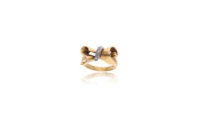 Anello in oro, con diamanti - Asta Preziosi