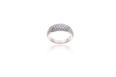 Anello con diamanti - 