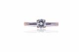 Anello con diamante - 