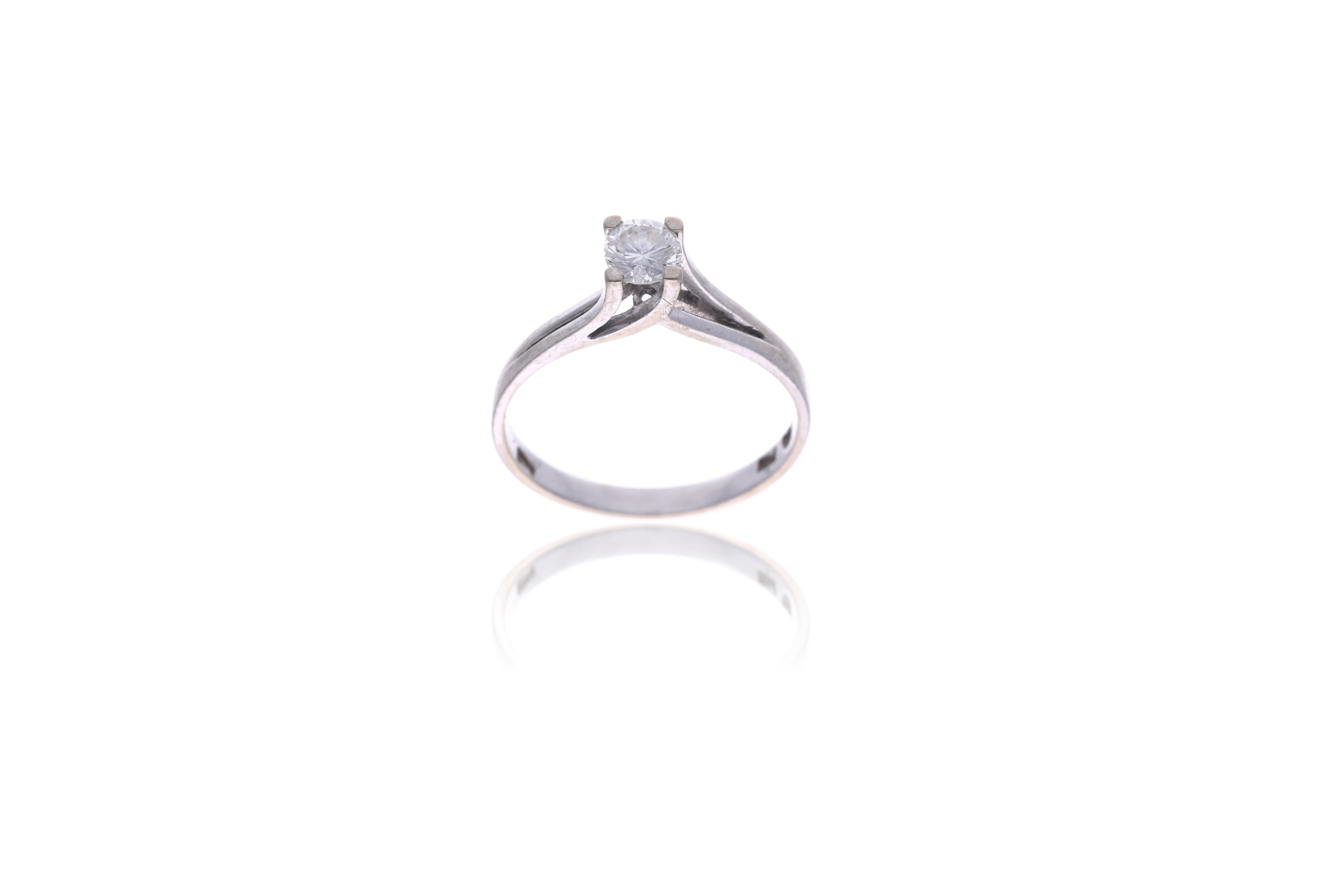 Anello con diamante - Asta Preziosi