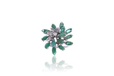 Anello con diamanti e smeraldi - Asta Preziosi Anello con diamanti e smeraldi - Asta Preziosi