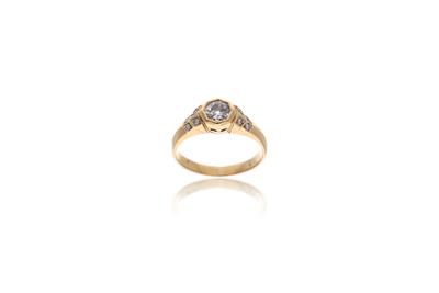 Anello in oro, con diamanti - Asta Preziosi Anello in oro, con diamanti - Asta Preziosi