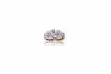 Anello in oro. con due diamanti vecchia europa - Asta Preziosi Anello in oro. con due diamanti vecchia europa - Asta Preziosi