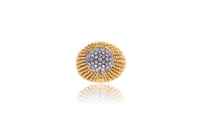 Anello in oro bicolore con diamanti - Asta Preziosi