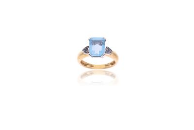Anello con topazio e diamanti - Asta Preziosi Anello con topazio e diamanti - Asta Preziosi