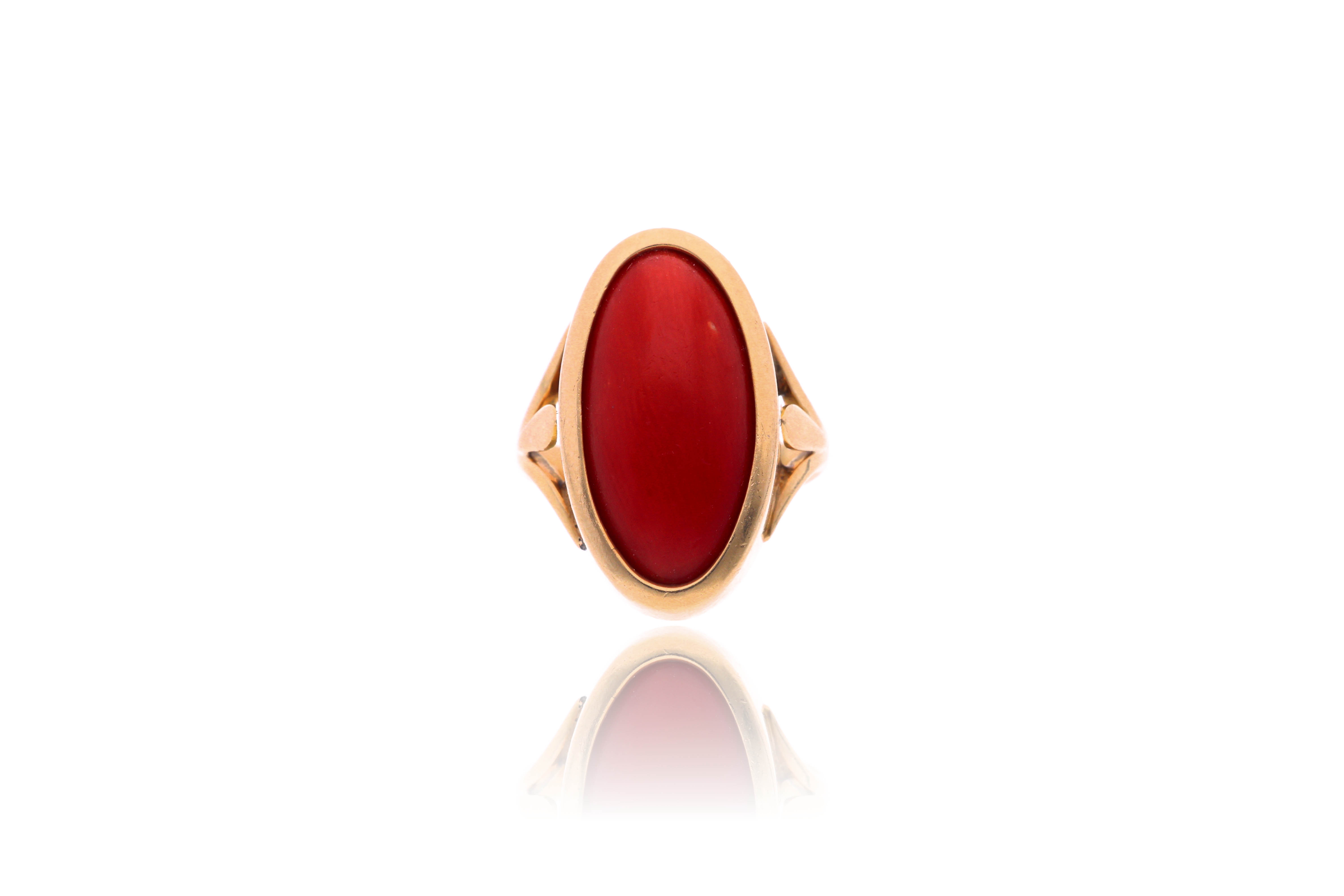 Anello con corallo - Asta Preziosi