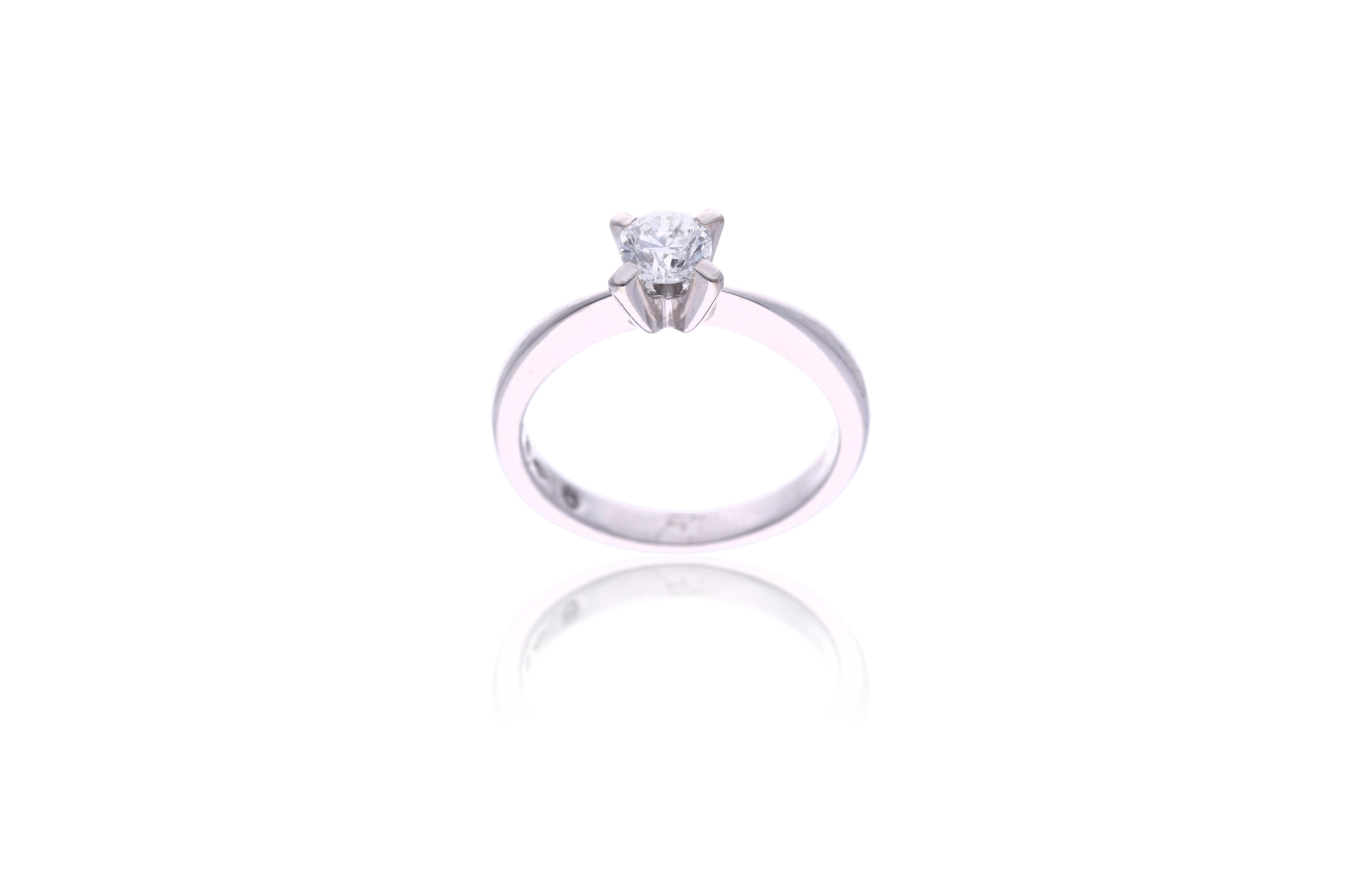 Damiani, anello solitario con diamante - Asta Preziosi