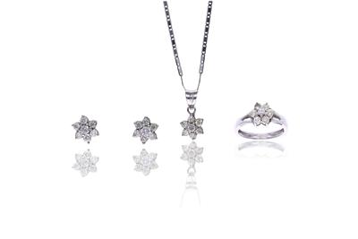 Demi parure composta da collana, ciondolo, anello e paio di orecchini con diamant - Asta Preziosi Demi parure composta da collana, ciondolo, anello e paio di orecchini con diamant - Asta Preziosi