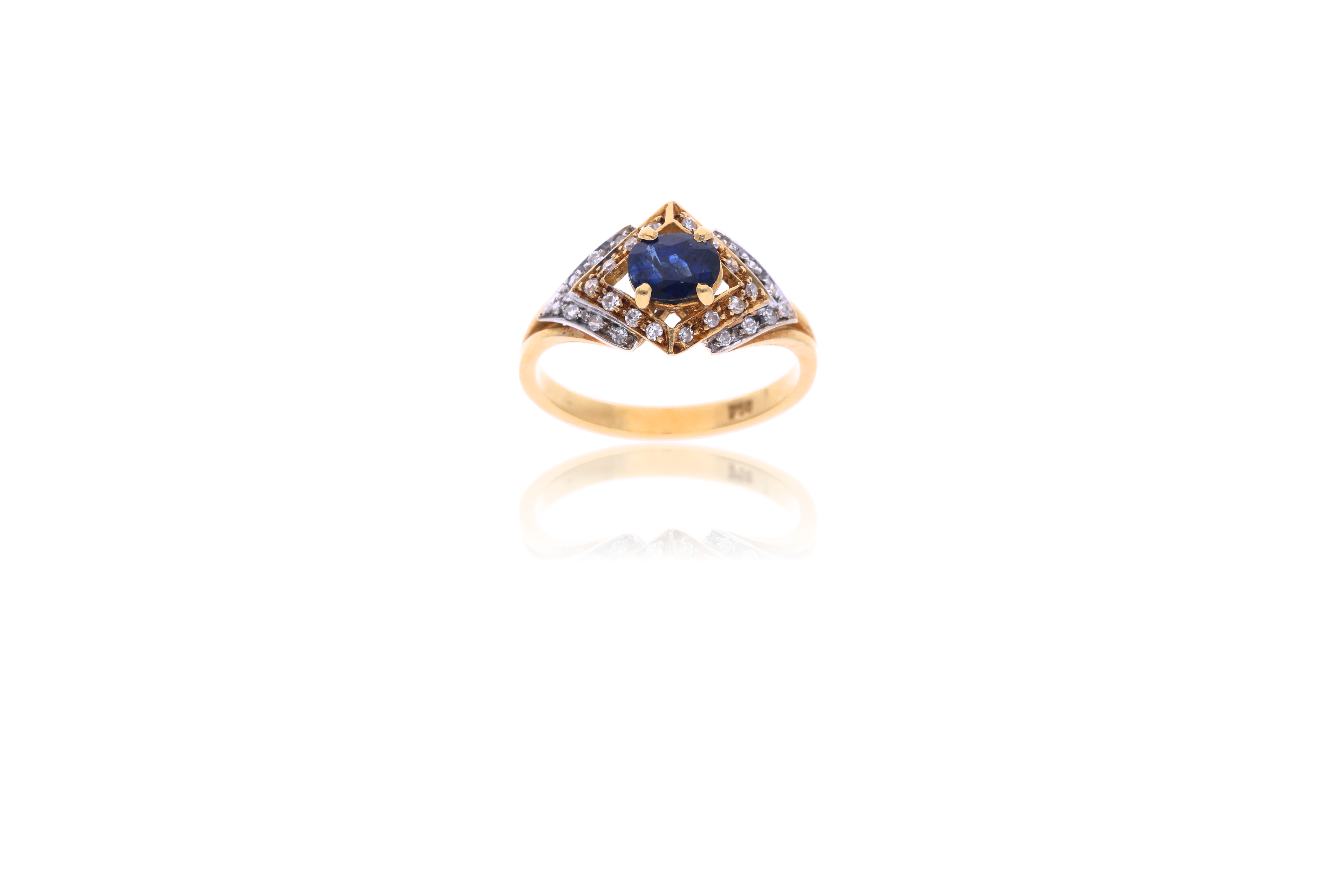 Anello con zaffiro e diamanti - Asta Preziosi