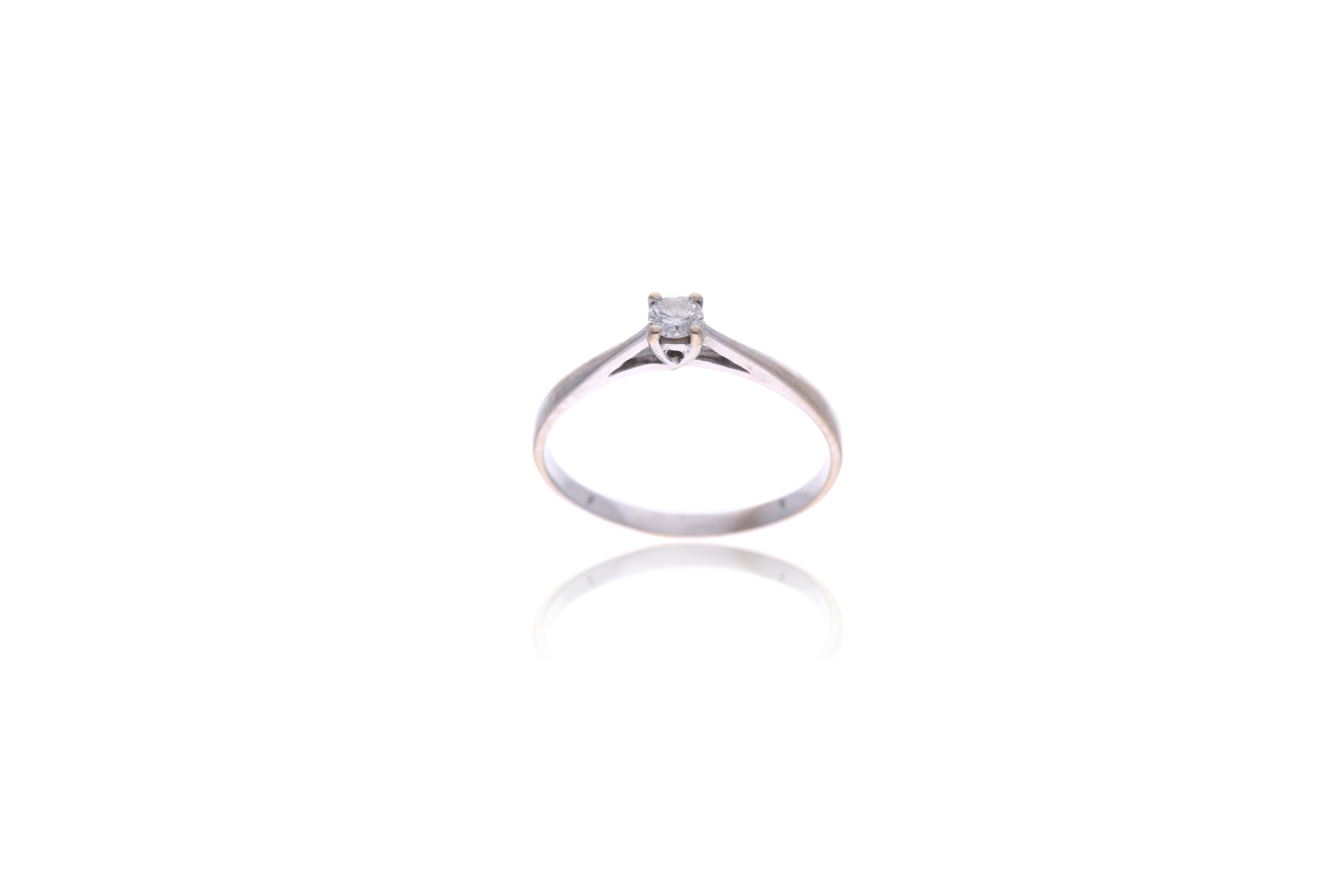 Anello in oro con diamante - Asta Preziosi