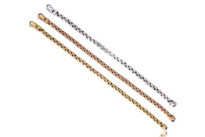 Tre bracciali in oro - Asta Preziosi