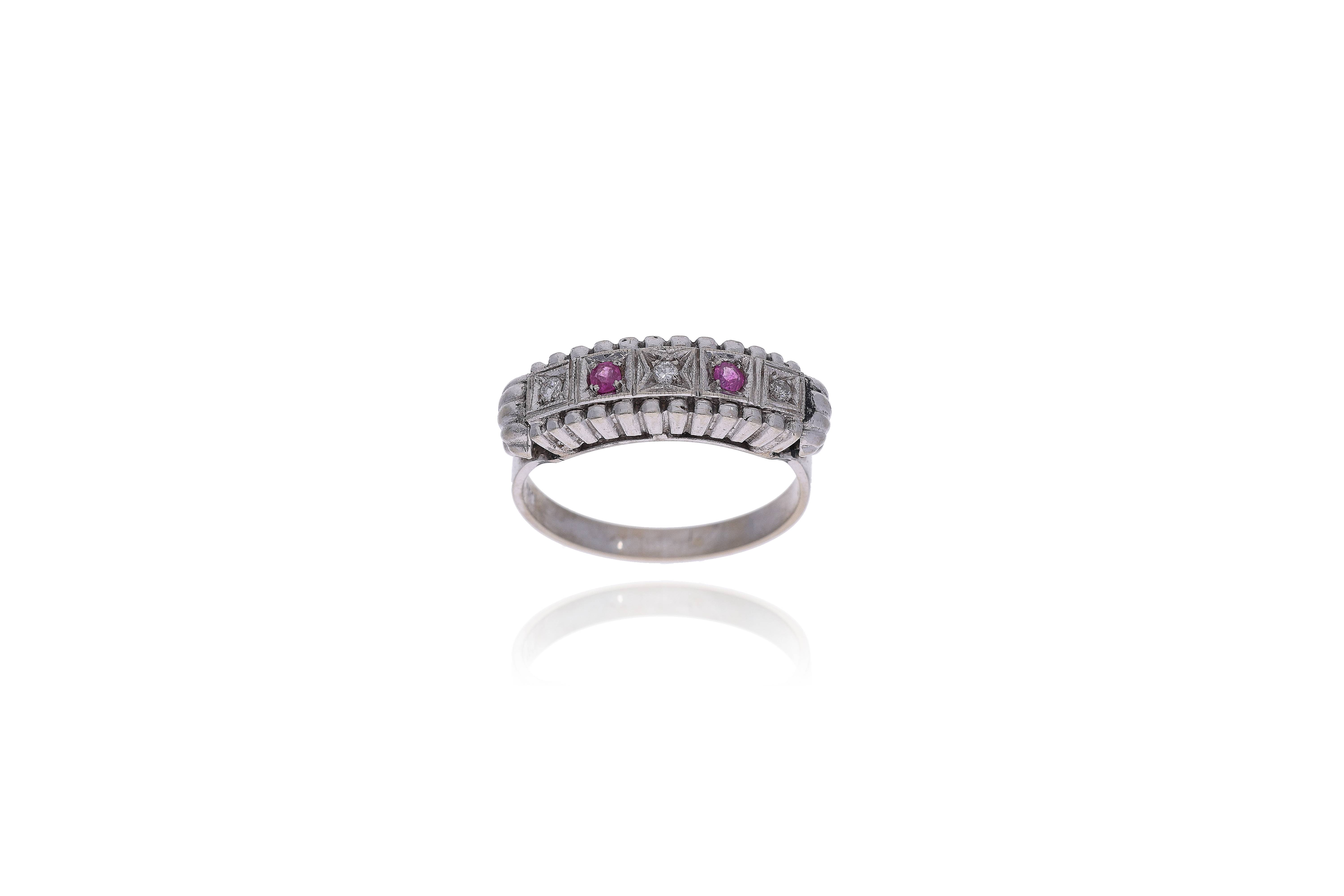 Anello con diamanti e rubini - Asta Preziosi