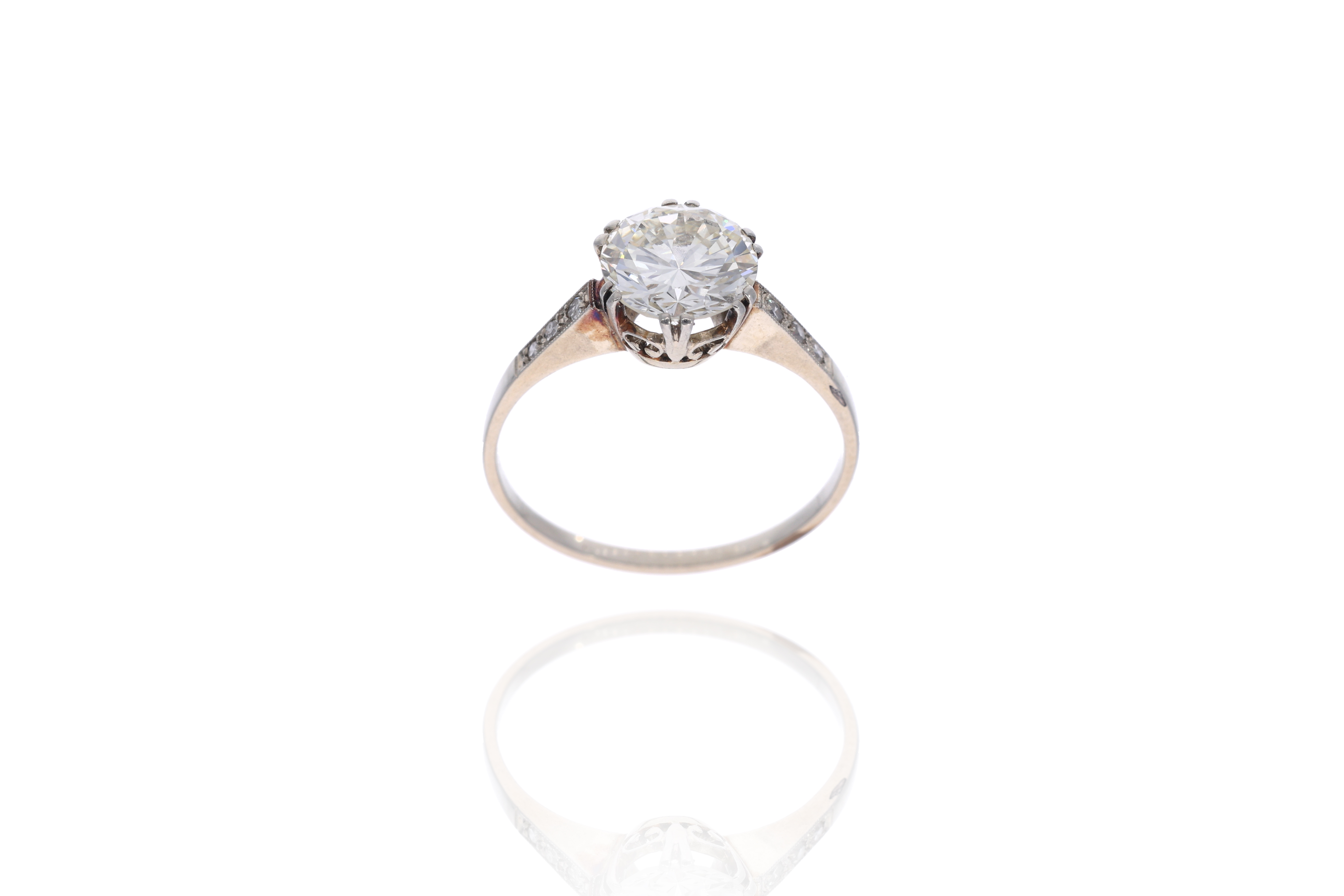 Anello in oro con diamante - Asta Preziosi