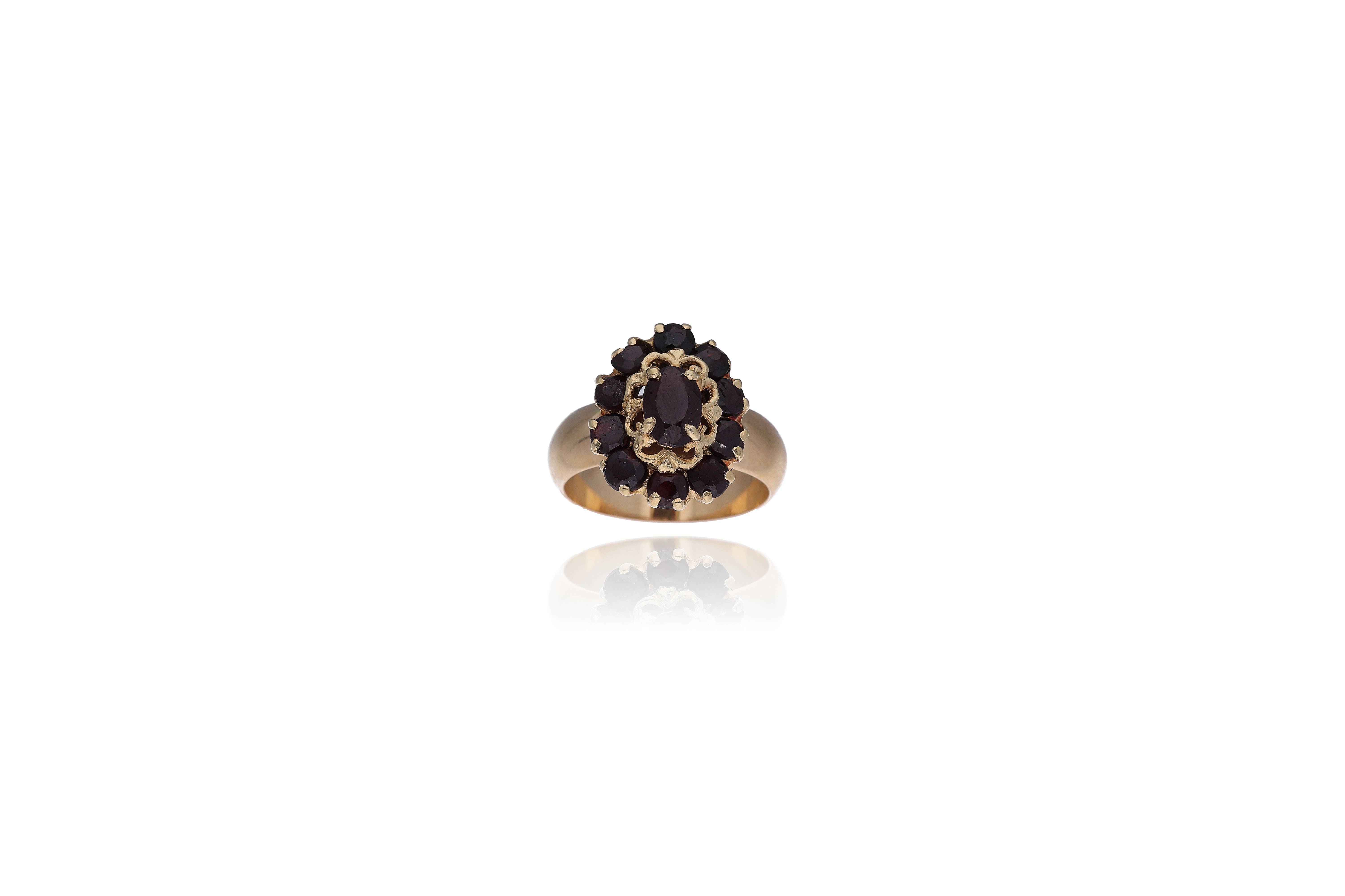 Anello in oro con granati - Asta Preziosi