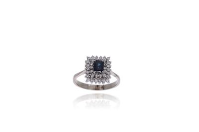 Anello con zaffiro e diamanti - Asta Preziosi Anello con zaffiro e diamanti - Asta Preziosi