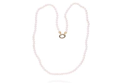 Collana di perle con chiusura in oro - Asta Preziosi