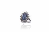Anello con zaffiro e diamanti - Asta Preziosi Anello con zaffiro e diamanti - Asta Preziosi