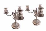 Due candelabri in argento 800 - Asta Preziosi