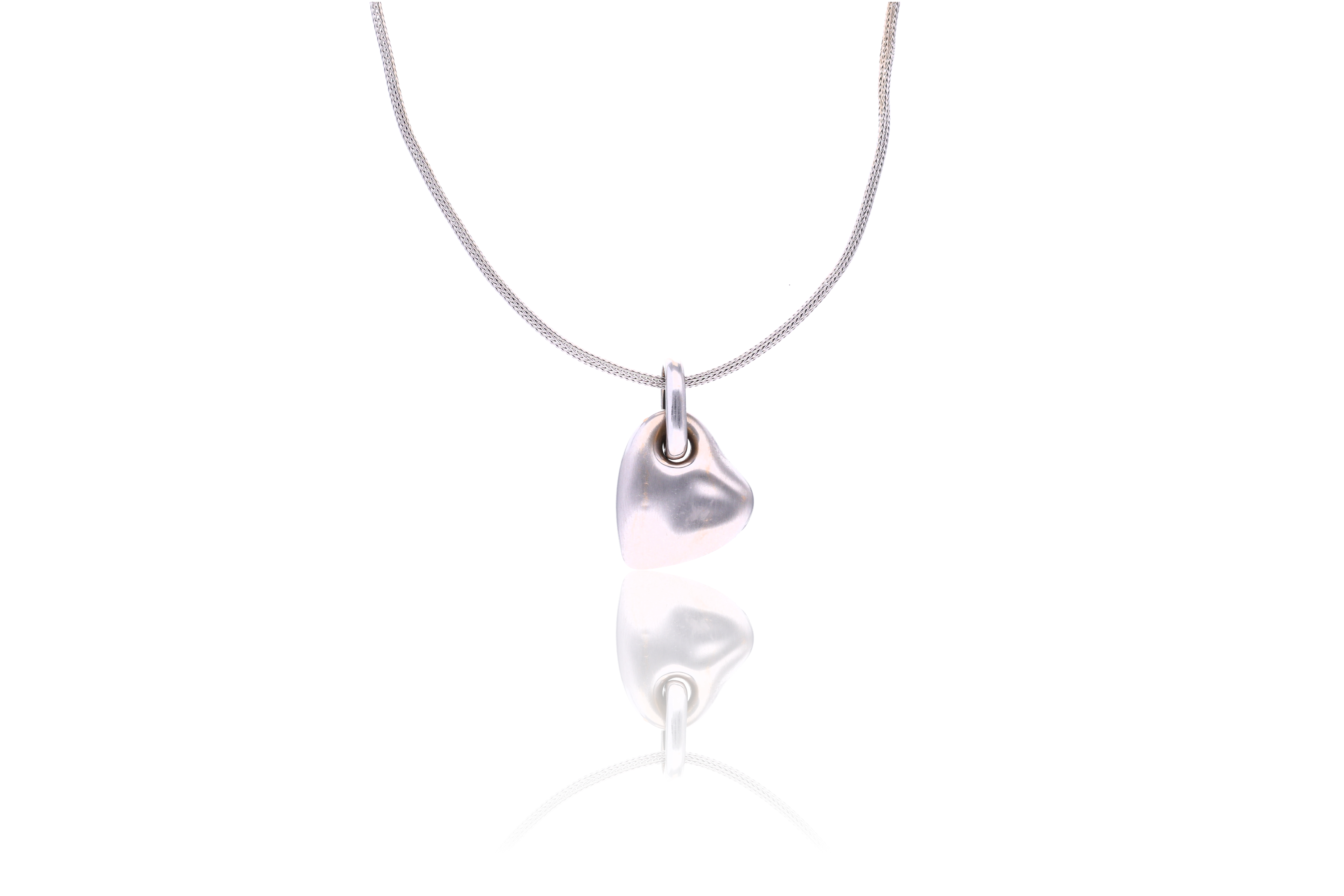 Collana con ciondolo - Asta Preziosi