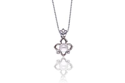 Collana e ciondolo con perla e diamanti - Asta Preziosi Collana e ciondolo con perla e diamanti - Asta Preziosi