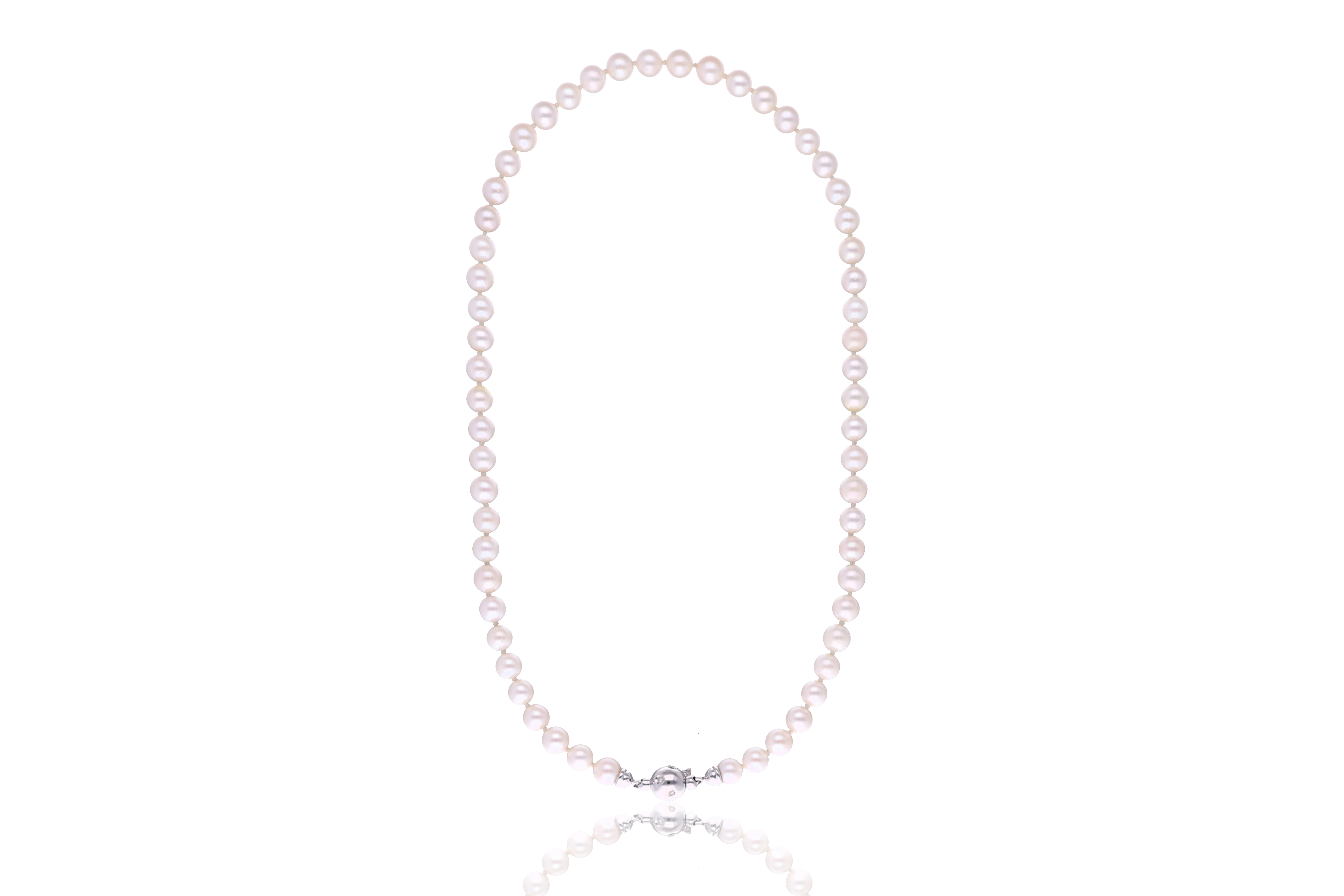 Collana di perle con chiusura in oro - Asta Preziosi