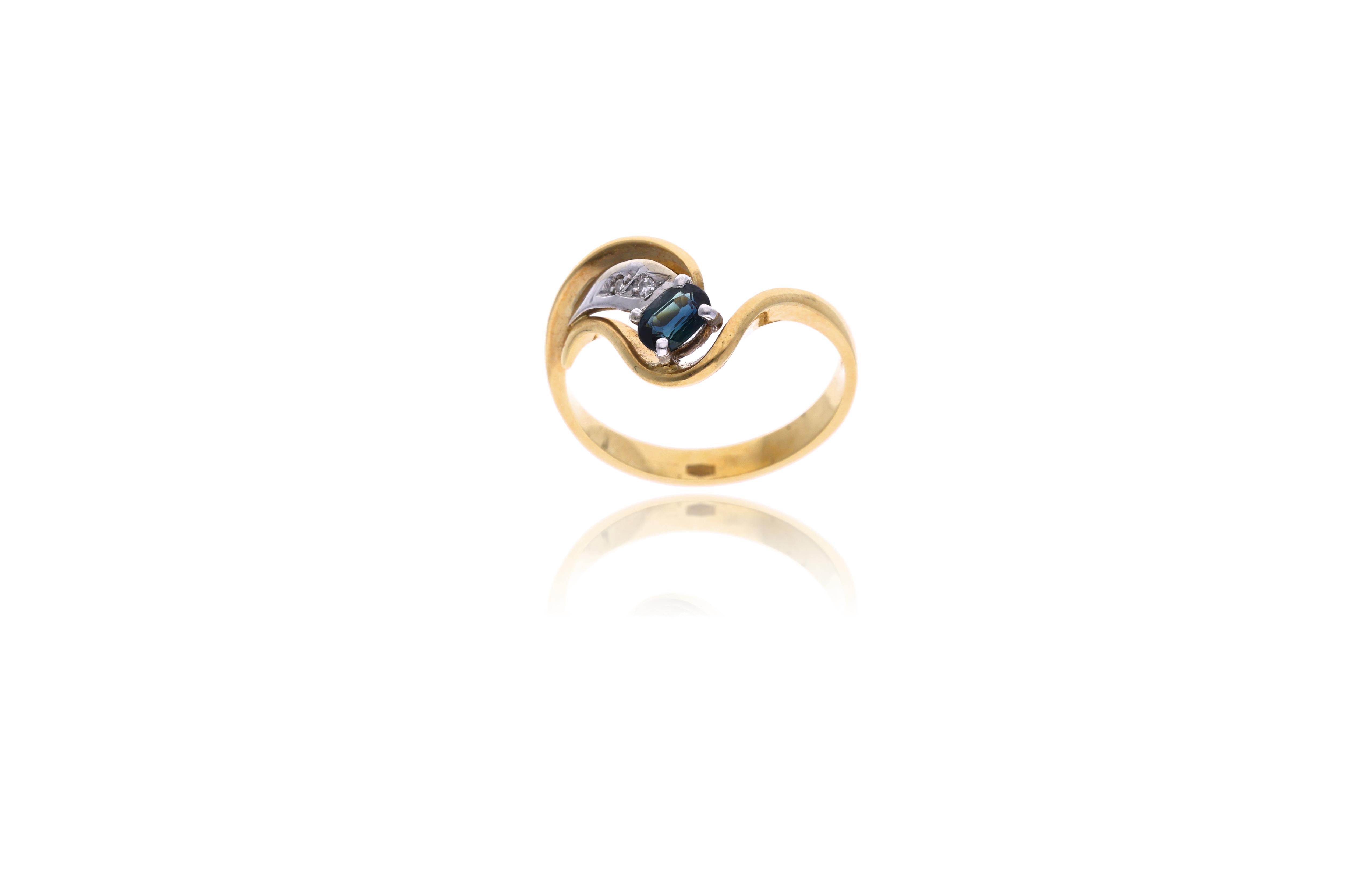 Anello con zaffiro e diamanti - Asta Preziosi