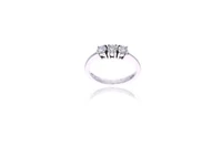 Anello trilogy con diamanti - Asta Preziosi Anello trilogy con diamanti - Asta Preziosi