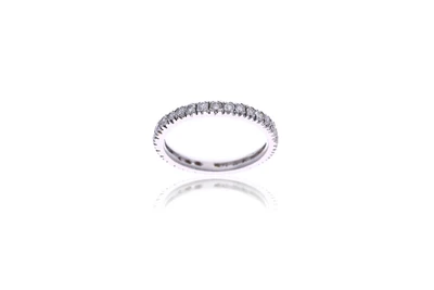 Anello eternity con diamanti - Asta Preziosi Anello eternity con diamanti - Asta Preziosi